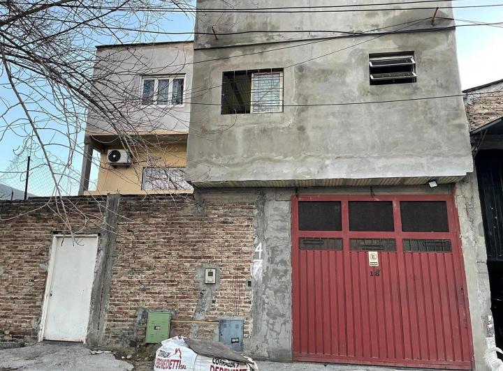 Casa · 110m² · 3 Ambientes · 1 Cochera