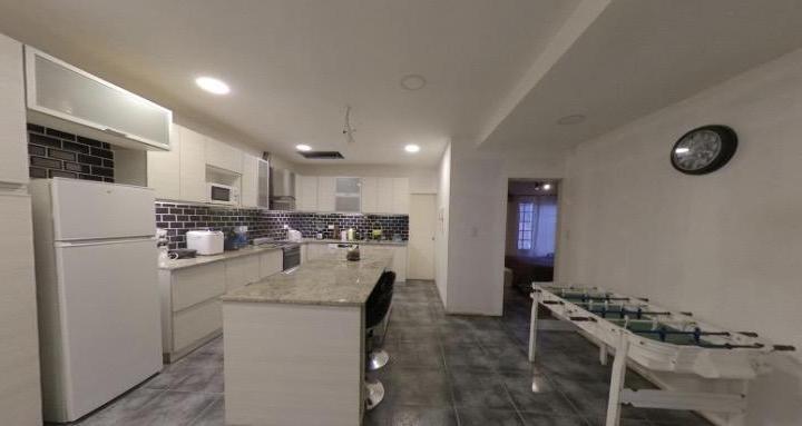Casa · 390m² · 7 Ambientes · 1 Cochera