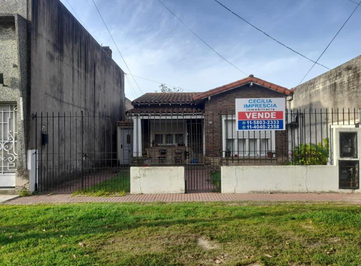 Casa · 140m² · 7 Ambientes · 2 Cocheras