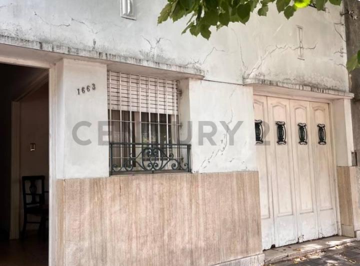 Casa · 150m² · 7 Ambientes · 2 Cocheras