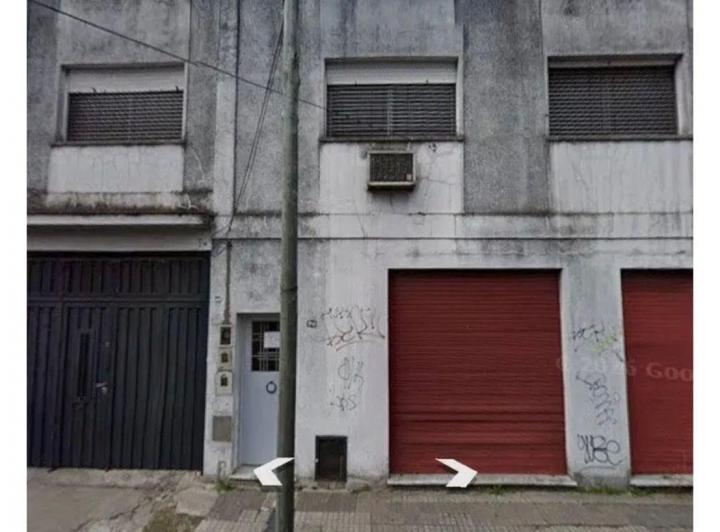 Casa · 300m² · 5 Ambientes · 4 Cocheras
