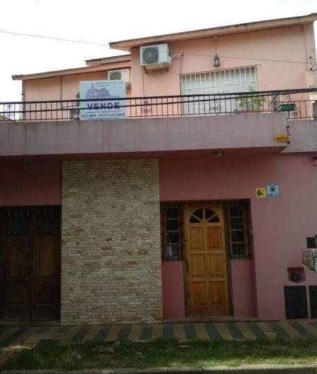 Casa · 5 Ambientes · 1 Cochera