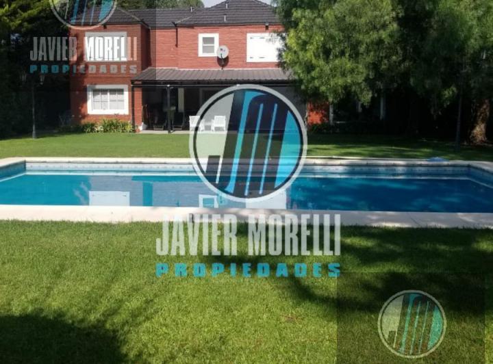 Casa · 340m² · 7 Ambientes