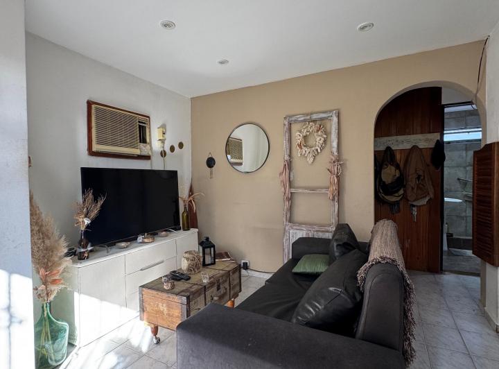 Casa · 130m² · 6 Ambientes · 1 Cochera