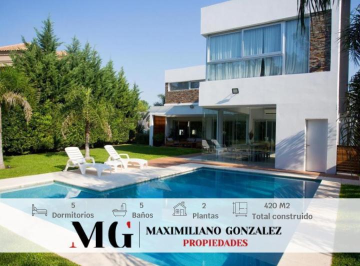 Casa · 420m² · 7 Ambientes · 2 Cocheras