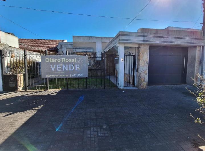 Casa · 200m² · 7 Ambientes · 1 Cochera