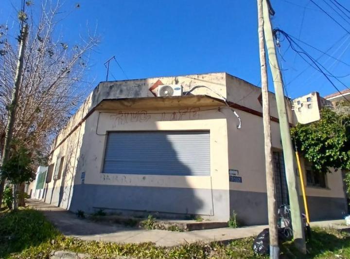 Casa · 200m² · 5 Ambientes