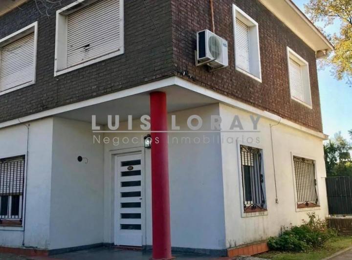 Casa · 160m² · 5 Ambientes · 1 Cochera