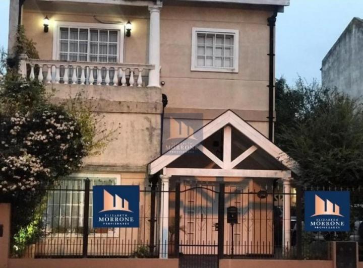Casa · 1m² · 4 Dormitorios