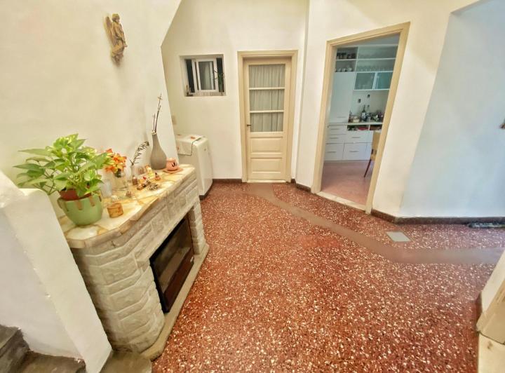 Casa · 230m² · 5 Ambientes
