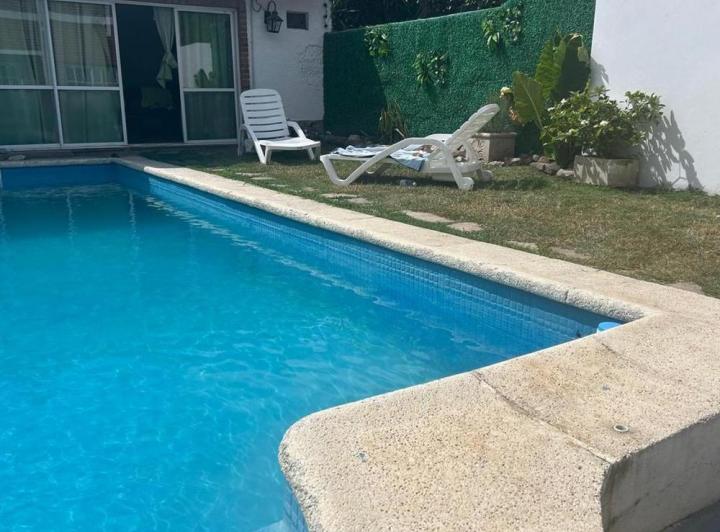 Casa · 250m² · 5 Ambientes · 2 Cocheras