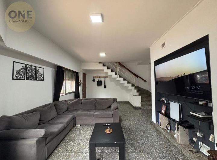 Casa · 170m² · 6 Ambientes · 1 Cochera