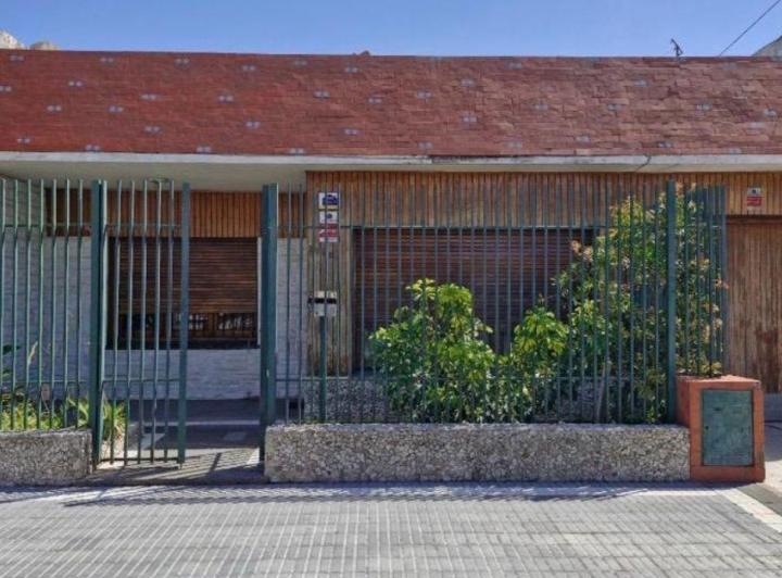 Casa · 250m² · 7 Ambientes · 2 Cocheras