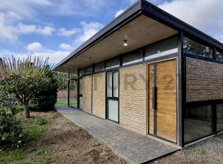Casa · 180m² · 7 Ambientes · 1 Cochera