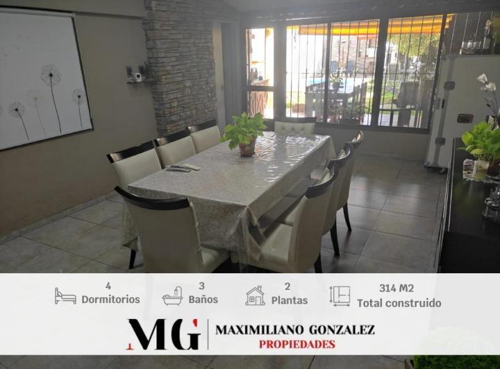 Casa · 314m² · 7 Ambientes · 1 Cochera