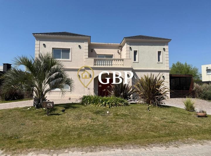 Casa · 232m² · 5 Ambientes