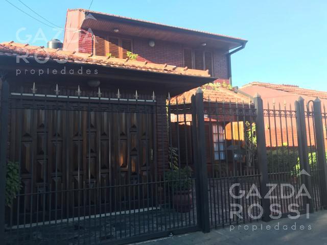 Casa · 479m² · 5 Ambientes · 1 Cochera