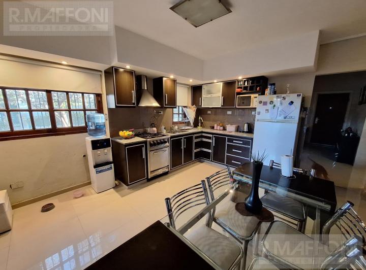 Casa · 157m² · 5 Ambientes · 1 Cochera