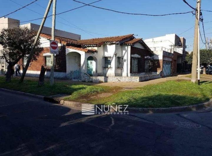 Casa · 190m² · 5 Ambientes · 2 Cocheras