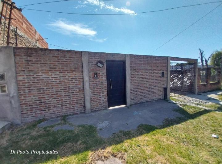 Casa · 200m² · 6 Ambientes · 2 Cocheras