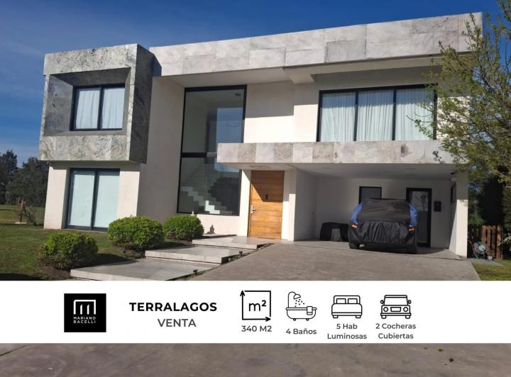 Casa · 251m² · 6 Ambientes · 4 Cocheras