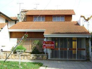 Casa · 172m² · 4 Ambientes · 1 Cochera