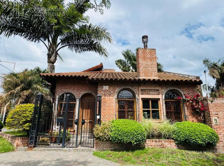 Casa · 170m² · 5 Ambientes