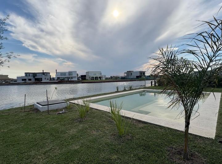 Casa · 179m² · 5 Ambientes