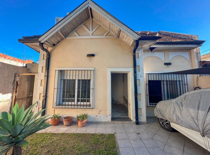 Casa · 137m² · 4 Ambientes · 1 Cochera
