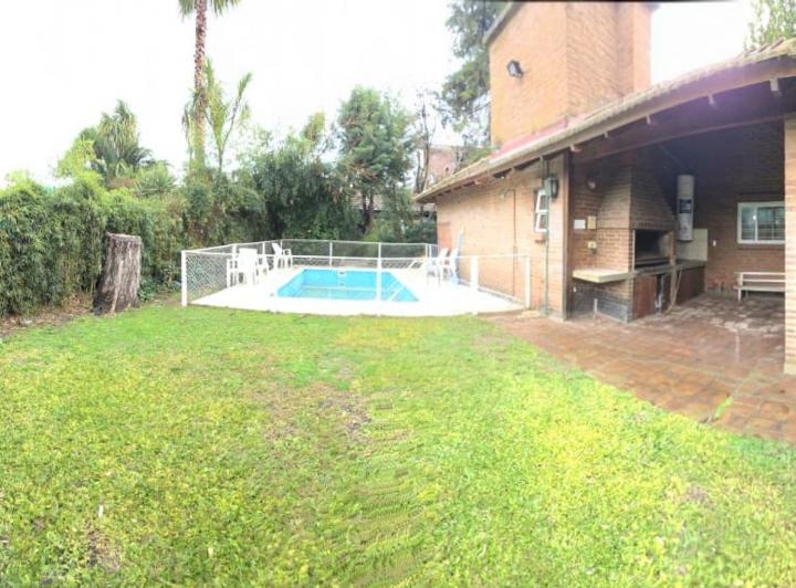 Casa · 118m² · 5 Ambientes · 1 Cochera