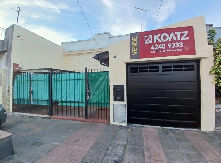 Casa · 115m² · 6 Ambientes · 1 Cochera