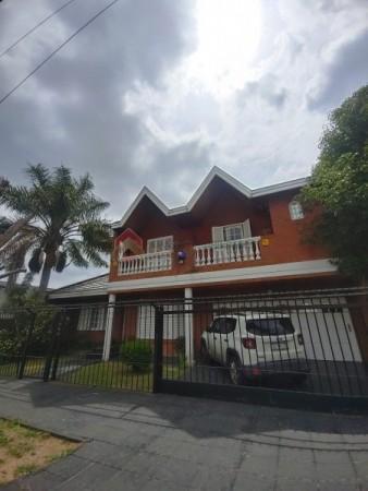 Casa · 121m² · 6 Ambientes