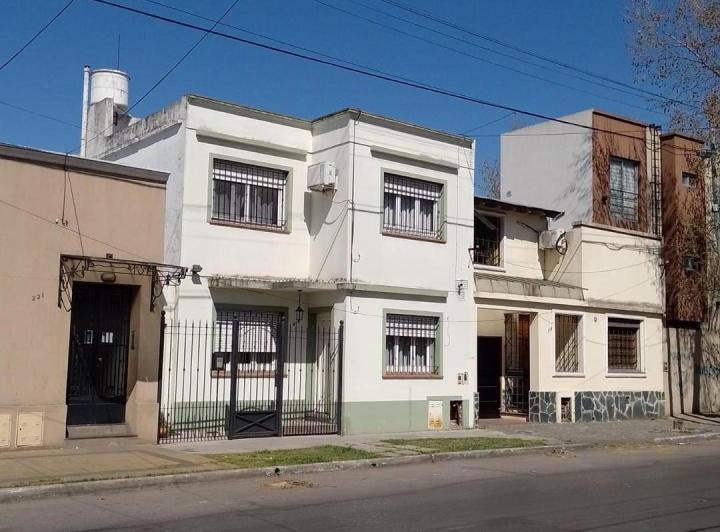 Casa · 100m² · 5 Ambientes