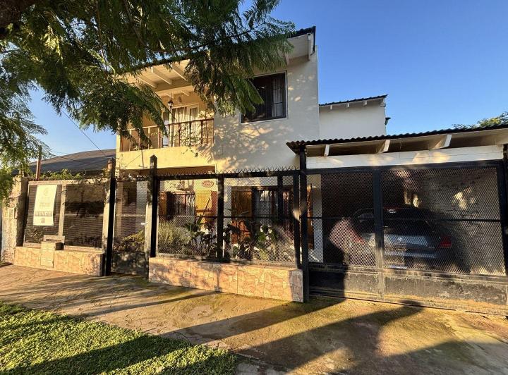 Casa · 150m² · 5 Ambientes