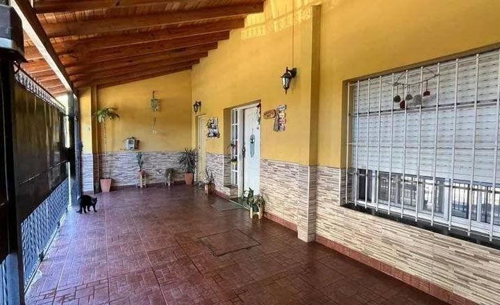 Casa · 119m² · 5 Ambientes · 1 Cochera