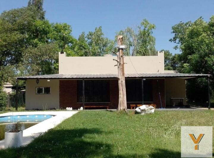 Casa · 178m² · 5 Ambientes · 2 Cocheras