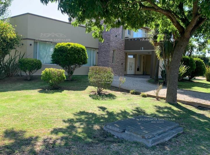 Casa · 380m² · 5 Ambientes