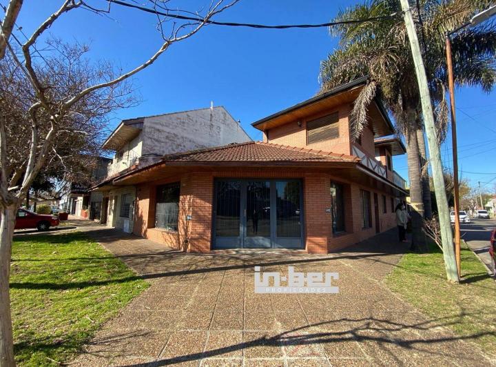 Casa · 165m² · 5 Ambientes