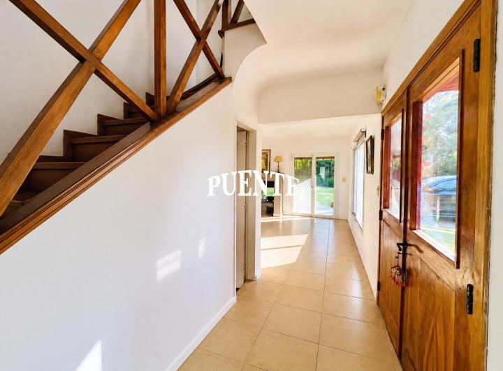 Casa · 270m² · 5 Ambientes