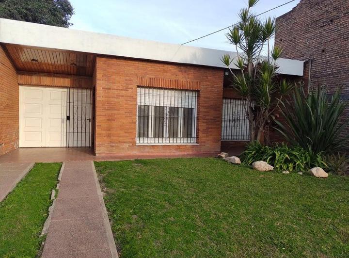 Casa · 183m² · 5 Ambientes · 1 Cochera
