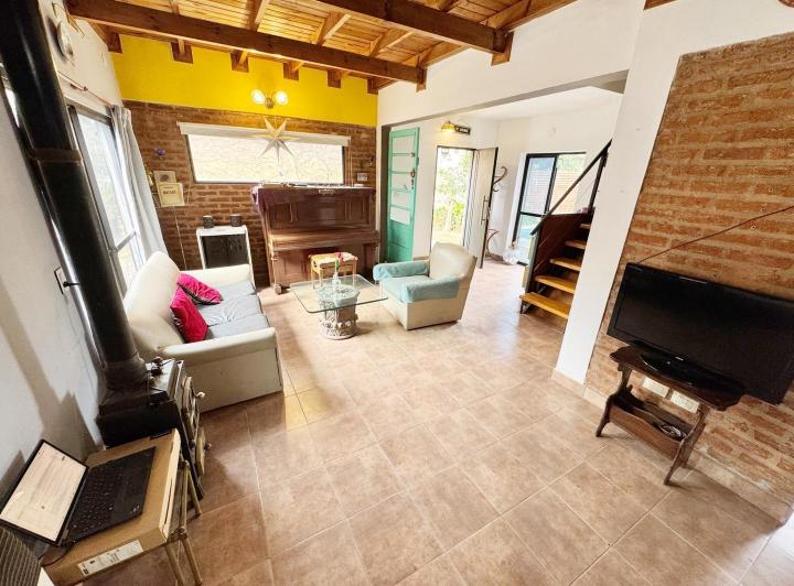 Casa · 270m² · 5 Ambientes · 2 Cocheras