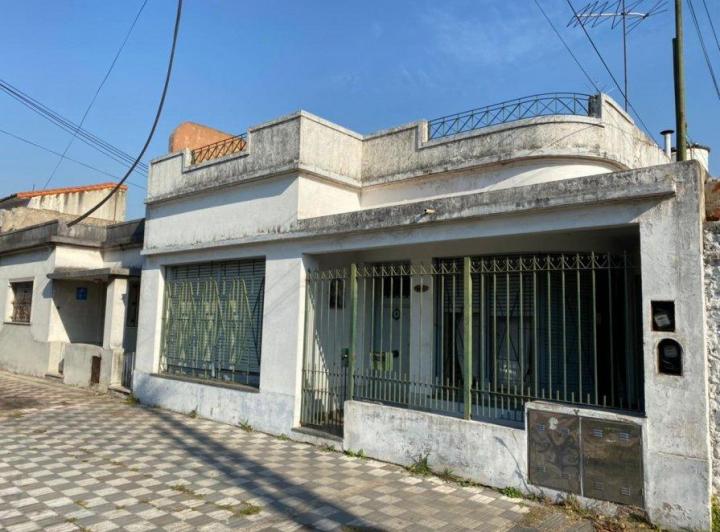 Casa · 280m² · 5 Ambientes