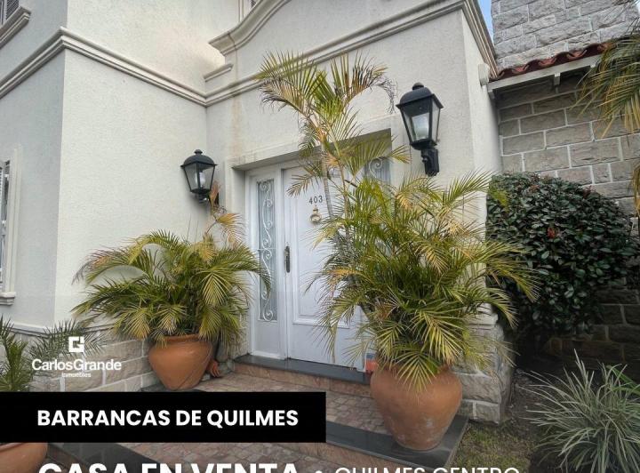 Casa · 190m² · 5 Ambientes · 2 Cocheras
