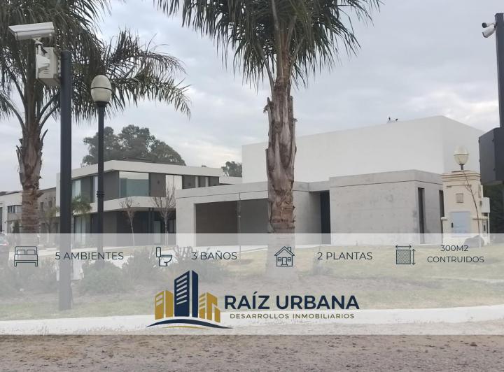 Casa · 300m² · 5 Ambientes · 4 Cocheras