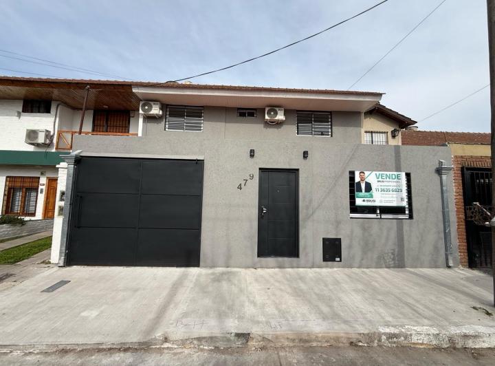 Casa · 145m² · 5 Ambientes · 1 Cochera