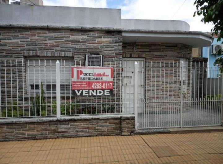 Casa · 133m² · 7 Ambientes · 1 Cochera