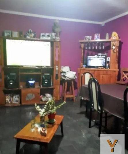 Casa · 250m² · 6 Ambientes · 1 Cochera
