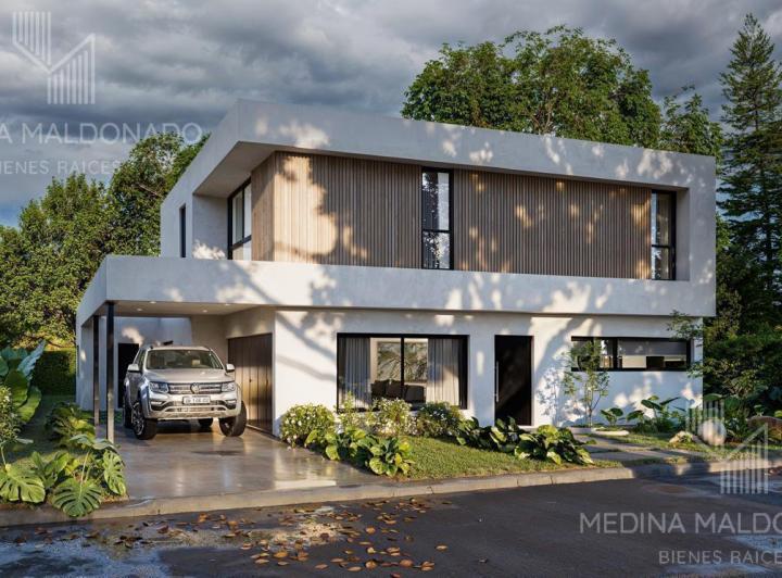 Casa · 280m² · 5 Ambientes · 4 Cocheras