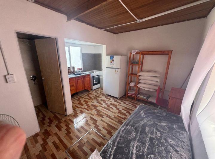 Casa · 240m² · 15 Ambientes · 1 Cochera