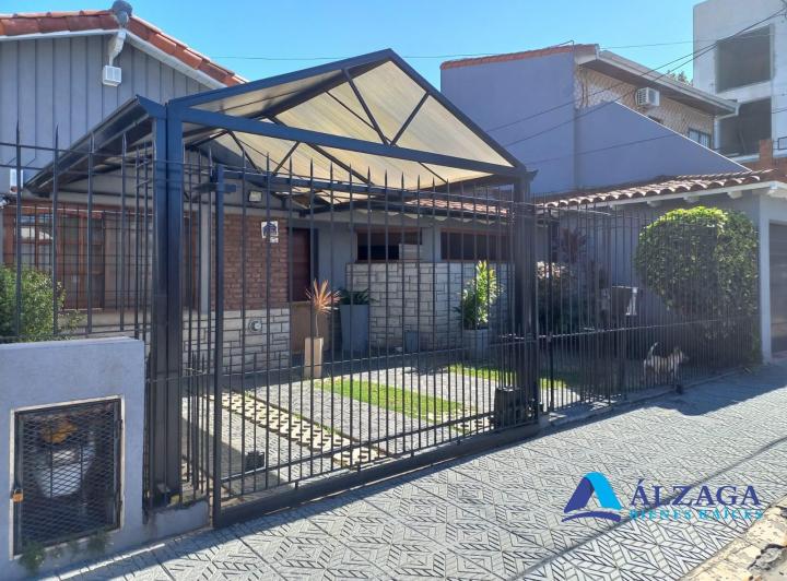 Casa · 204m² · 5 Ambientes · 1 Cochera